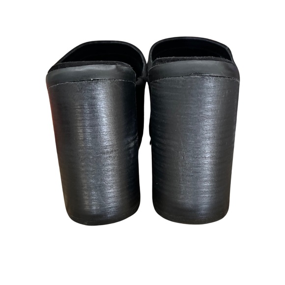 NWT Steve Madden Cool Planet  by suede mules size 9 - Picture 2 of 10